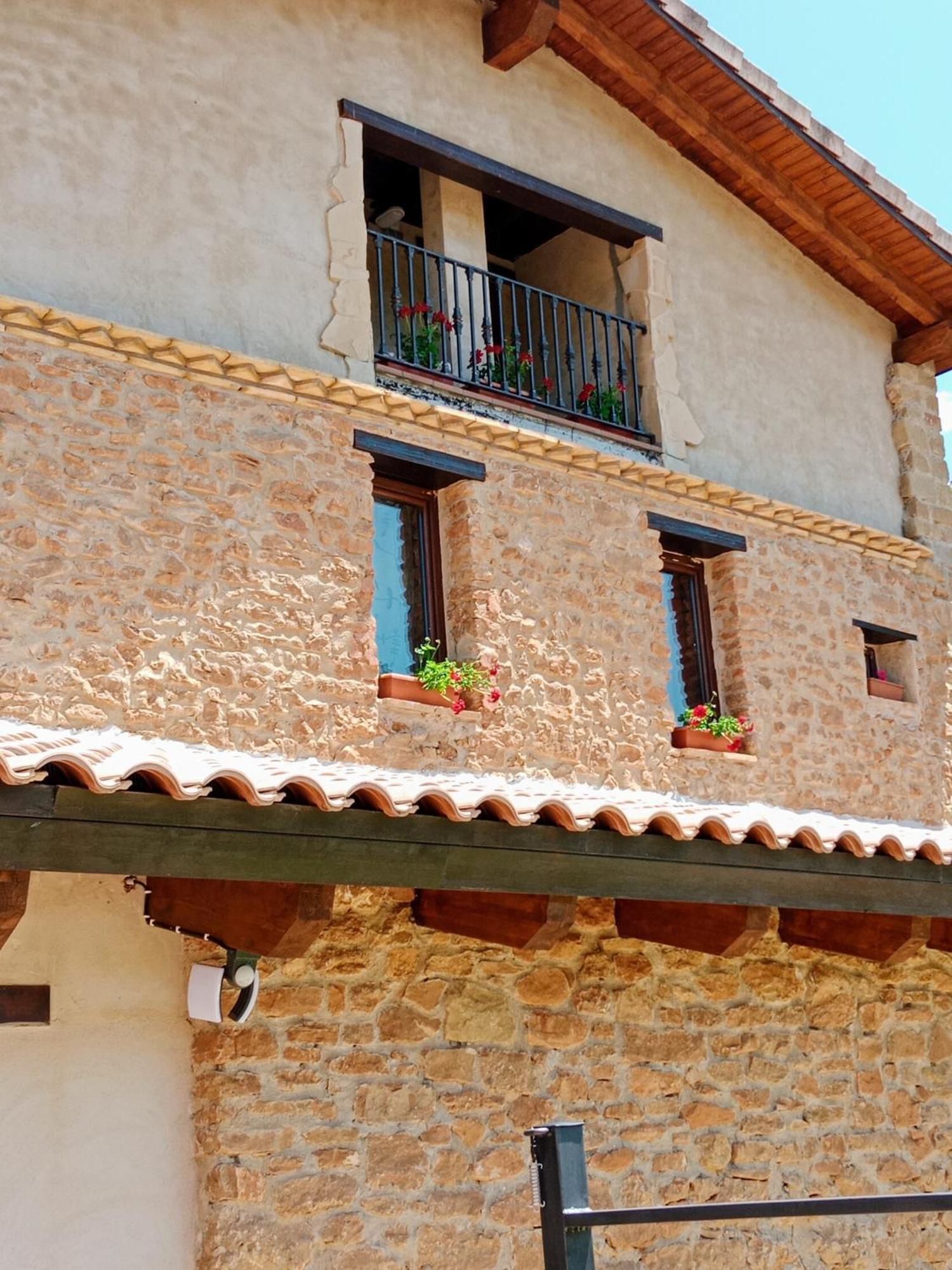 Casa Jeronimo Villa Loporzano Exteriör bild